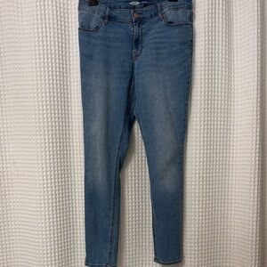 Old Navy Women's Skinny Jeans in Denim Blue Size 10